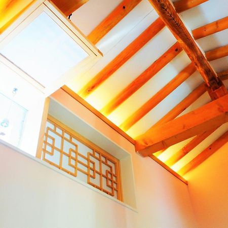 'Hanok Hanok' Boutique Stay Hotel Seoul - 2Min From Gyeongbokgung Palace Station Kültér fotó